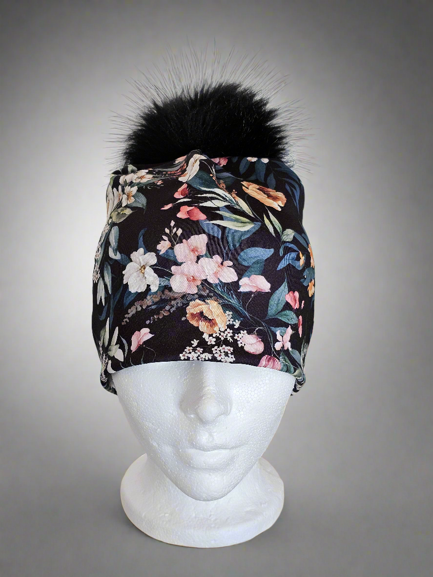 Tuques à pompons détachables